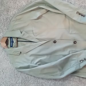 Mens...light weight...2 button...single vent... jacket